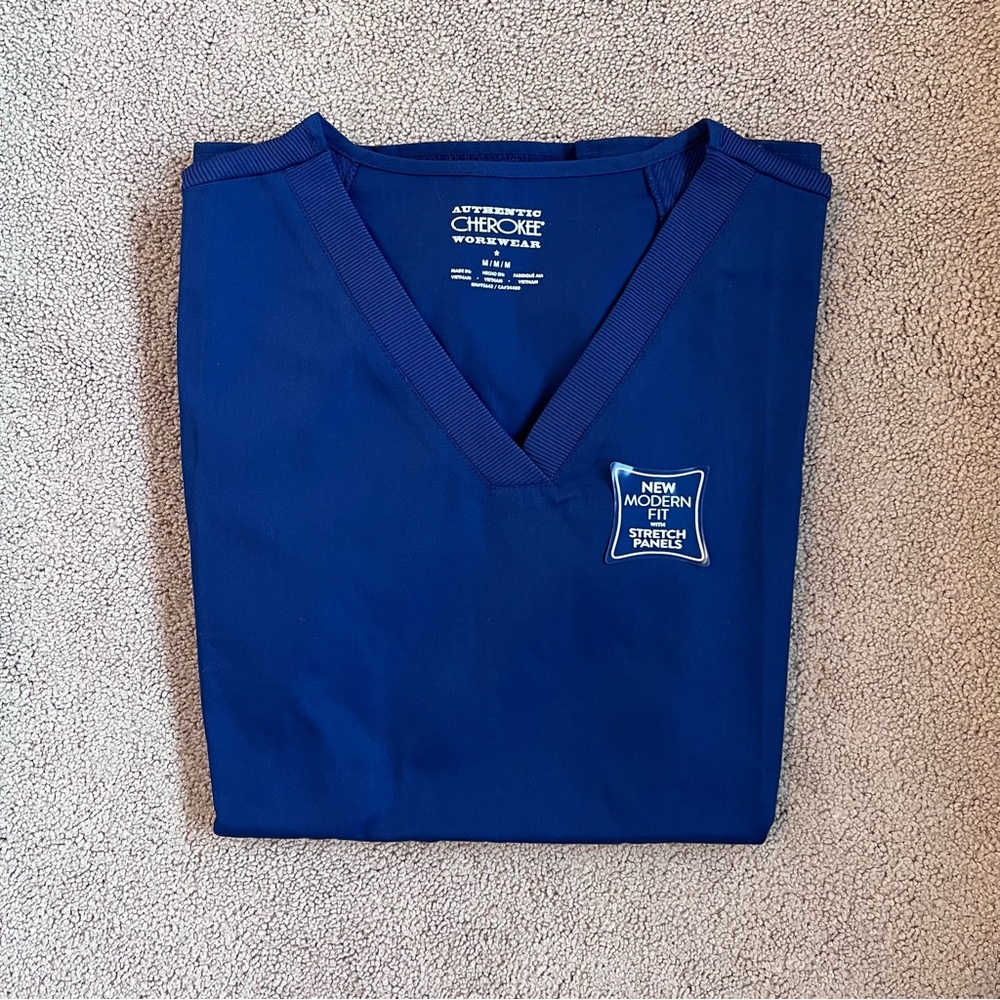 Cherokee Contemporary Scrub Top | Navy | Women’s Medium | New With Tags!